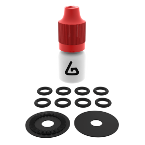 An oil flask and 8 oring and 1 smooth washer and 1 notched washer
